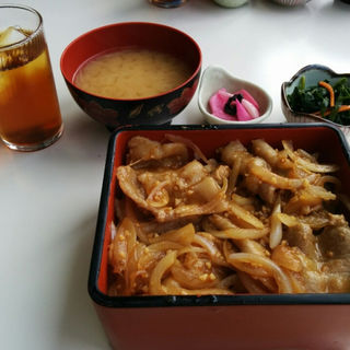 豚丼セット(生意気餃子 （ナマイキギョウザ）)