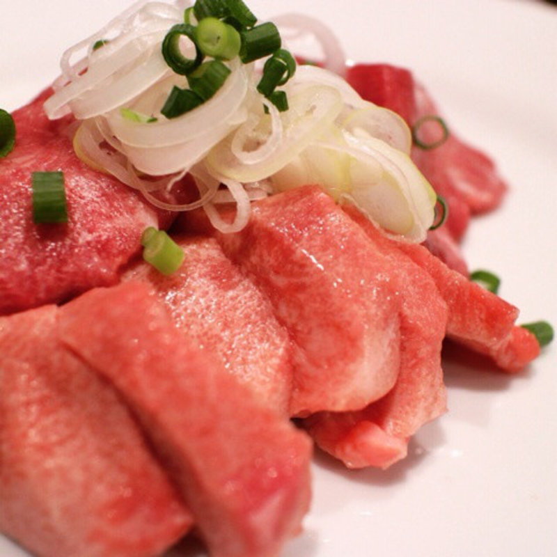 タン刺(元家 西新井本町本店)