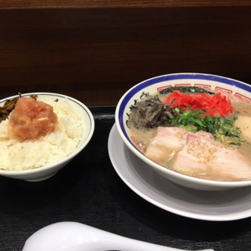 長浜ラーメン(中華そば専門 田中そば店 ダイバーシティ東京店)
