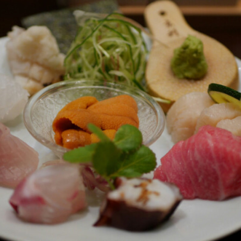 刺身の盛り合わせ(田中田)