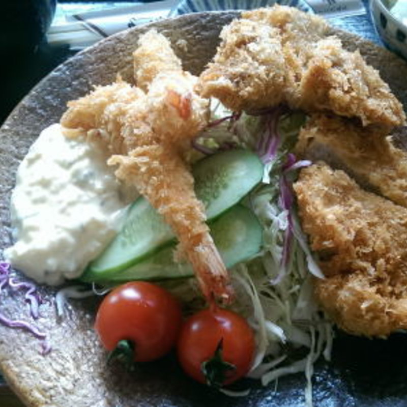 ミックスフライ定食(ドライブイン田村)