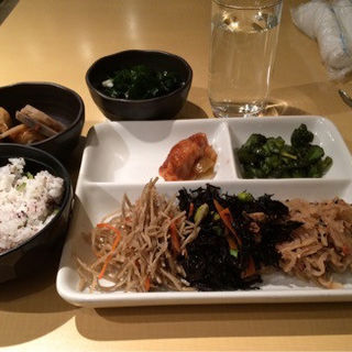 ビュッフェ(畑の厨 膳丸 新宿店)