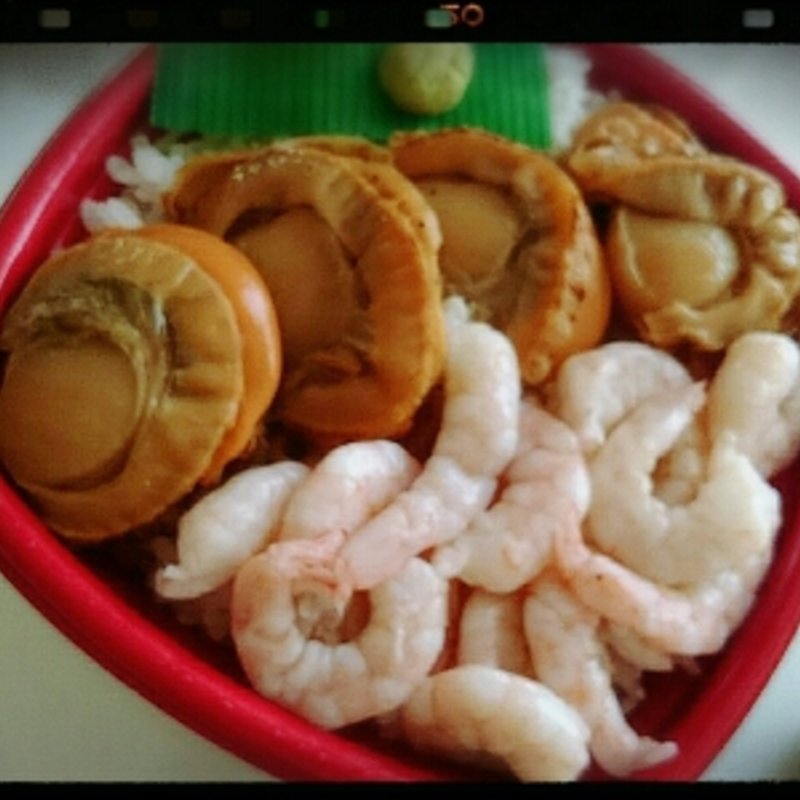 エビホタテ丼(登美屋 安曇野店 )