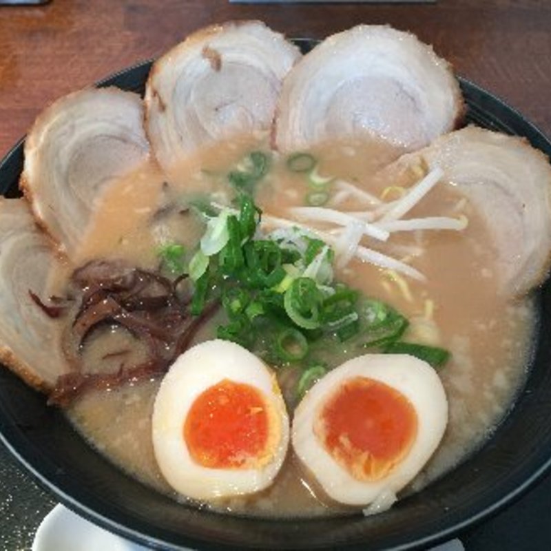 チャーシュー麺(百饅馬力 )