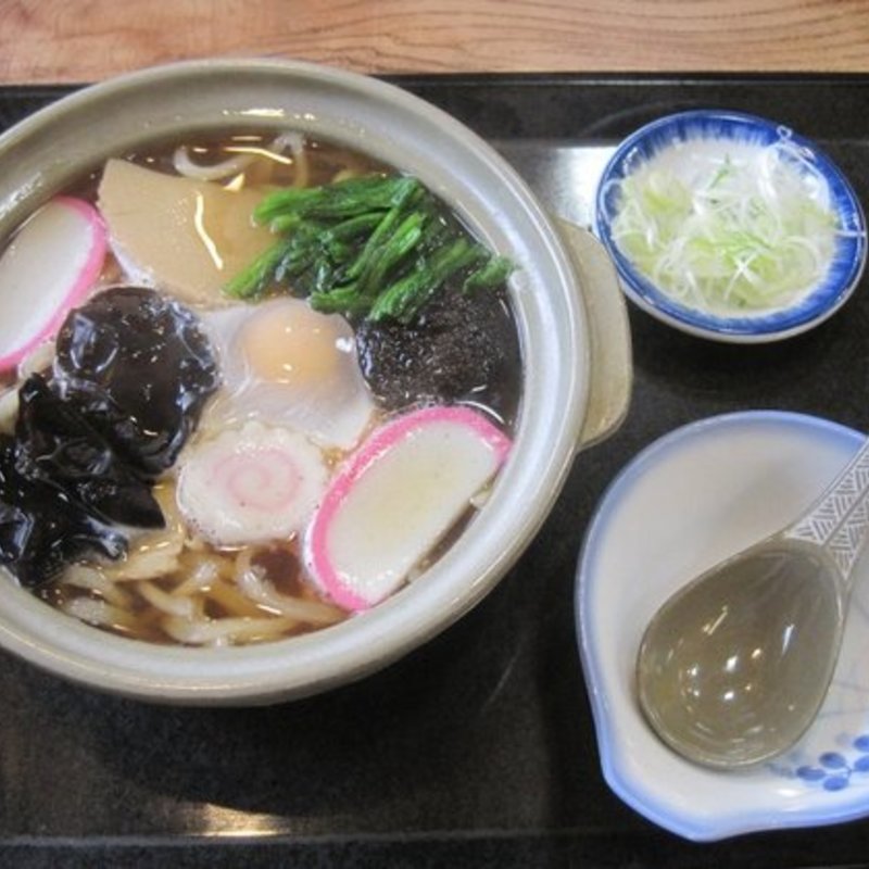 鍋焼きうどん(直利庵 三浦屋 （ちょくりあん みうらや）)