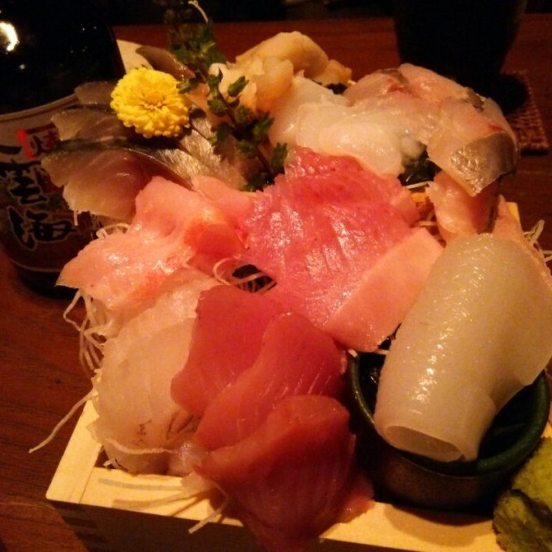 刺身の盛り合わせ(真希そば 中野北口店)