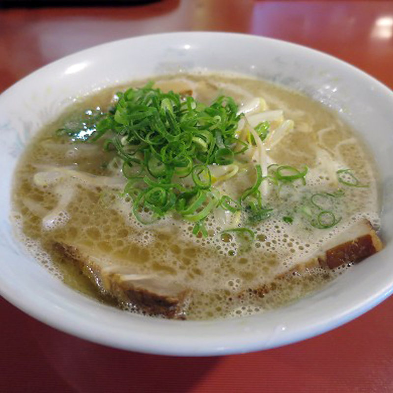 並ラーメン(焼肉・ラーメン真琴/居酒屋いっしん)