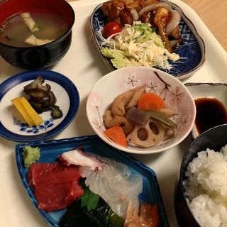 まお定食(真魚 2号店 （マオ）)