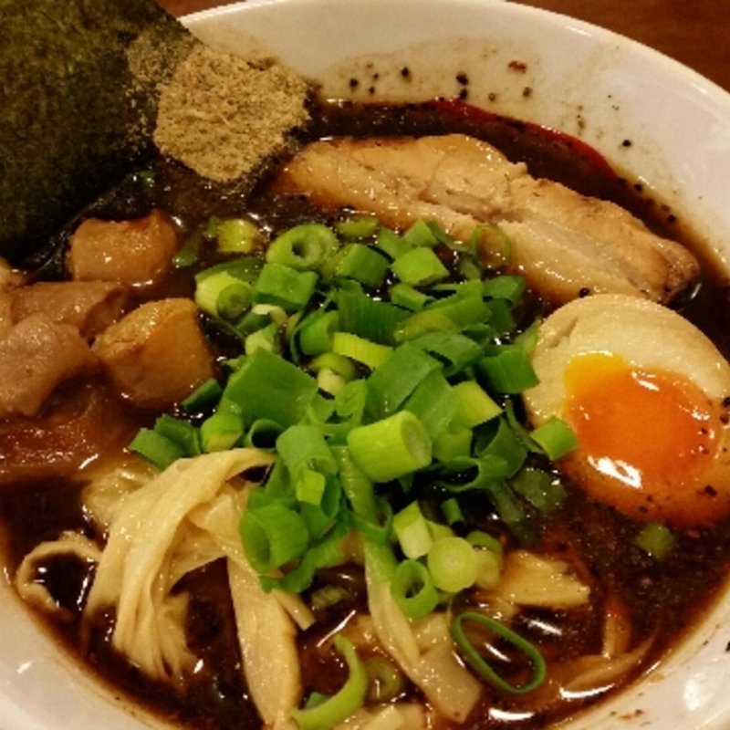 煮ボブラック(石原ラ軍団)