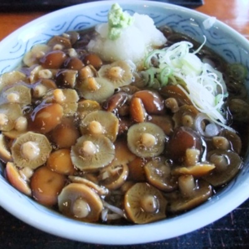 なめこそば(石筵)