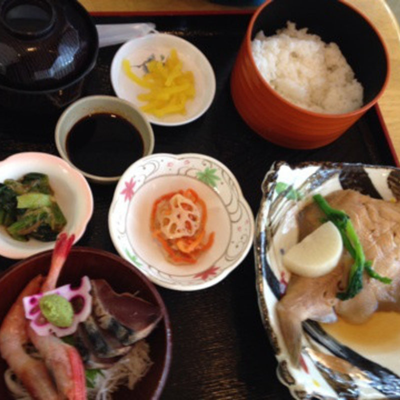 日替わり(砂丘会館 )