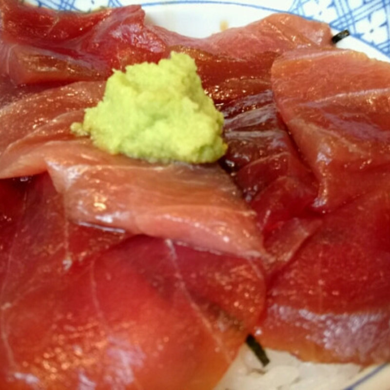 マグロ漬け丼(磯丸水産 梅田お初天神前店)