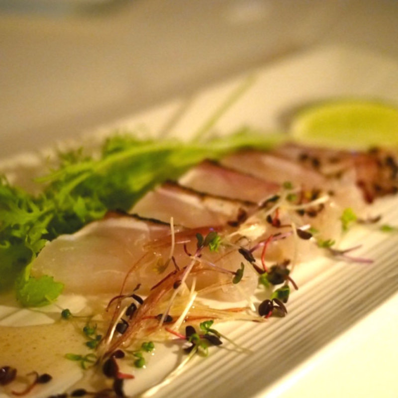 昆布〆真鯛の炙り 煎り酒ドレッシング(神南軒 （ジンナンケン）)