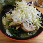 とんこつ醤油 野菜MAX(神威 （KAMUI）)