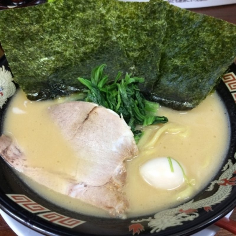 濃厚とんこつ醤油ラーメン(神山 )