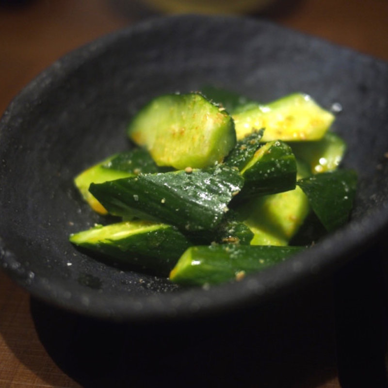 やみつきキュウリ(神戸牛焼肉・にくなべ 神戸びいどろ浜松町店)