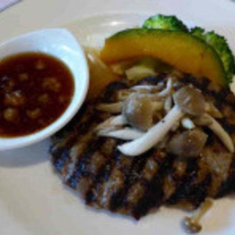 黒毛和牛のハンバークステーキ(神戸屋レストラン 芦屋店 （コウベヤレストラン）)