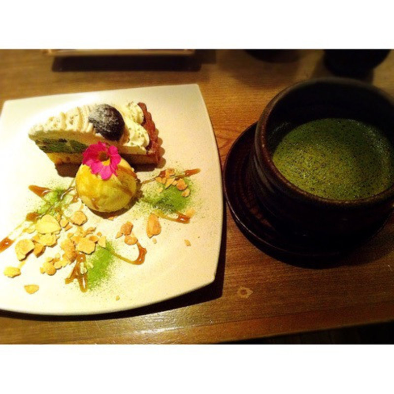 抹茶と和栗のモンブランタルト(神楽坂 茶寮 本店)