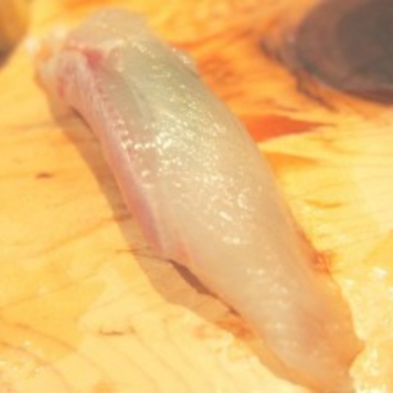 クエ(秀徳 2号店 （【旧店名】創業四百年仲卸 紀之重　新館）)