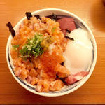 海鮮丼(秋やま )