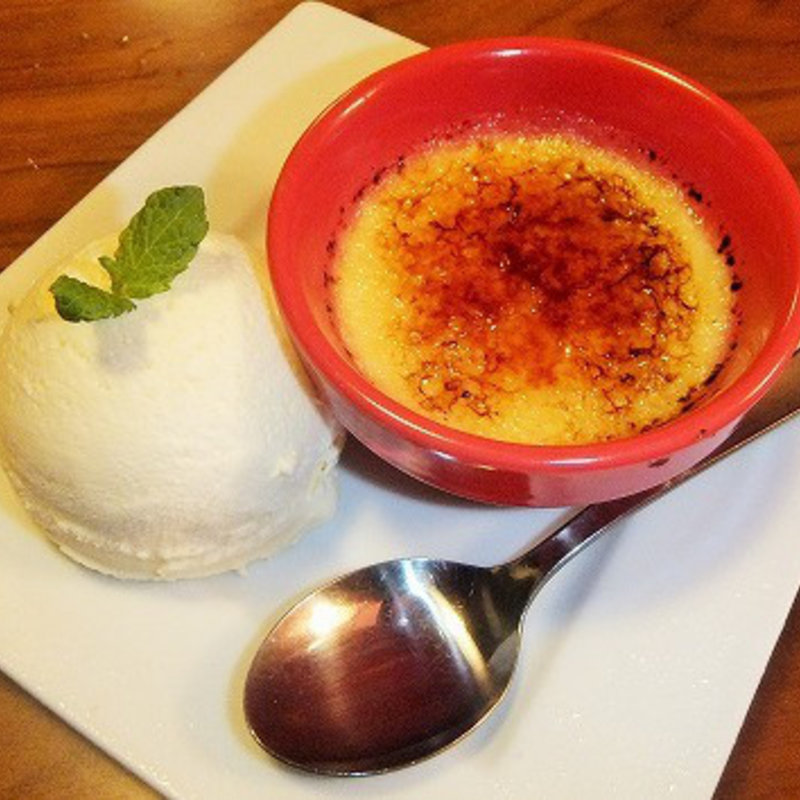 クリームブリュレ(秋葉原 肉バル201 （アキハバラ ニクバルニーマルイチ）)