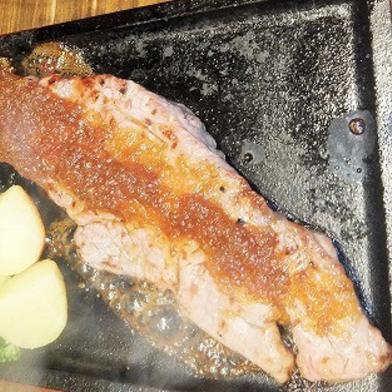 モンパカのステーキ(秋葉原バル モンパカ )