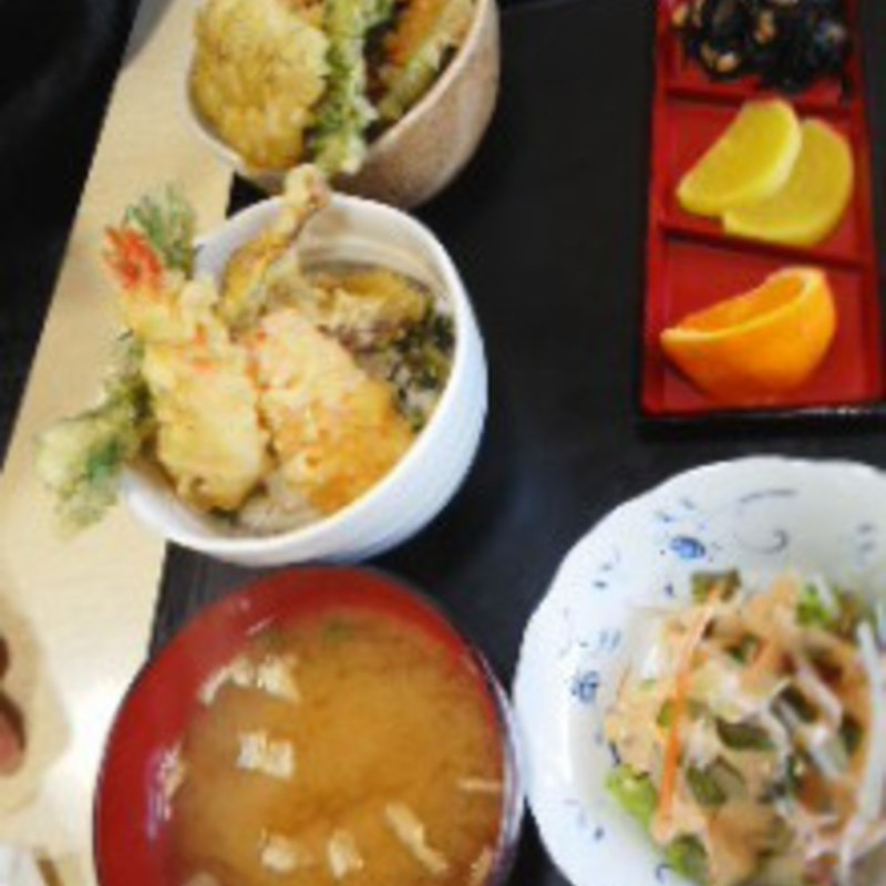 よくばり御膳(空天丼ありがとう本舗)