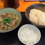 豚バラ肉の肉汁つけ麺(空飛ぶうどん やまぶき家)