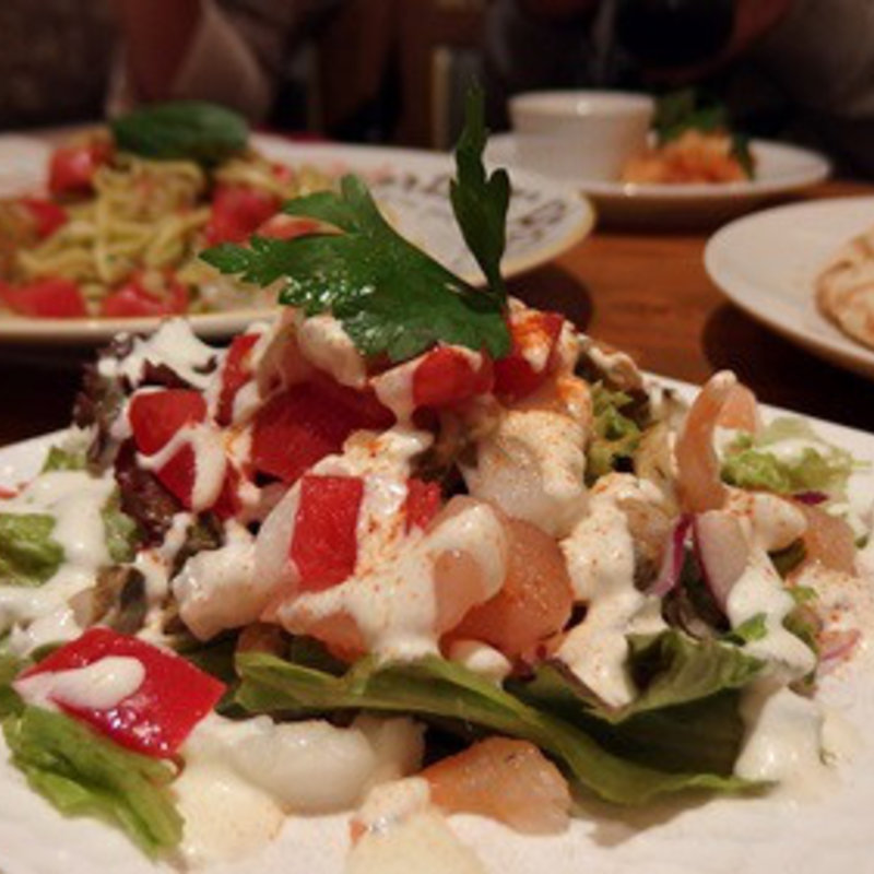 シーフードとトマトのカクテルサラダ(窯MARU)