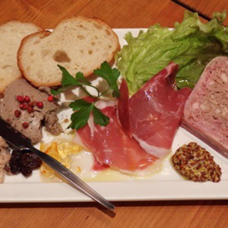 肉前菜の盛り合わせ(窯MARU)