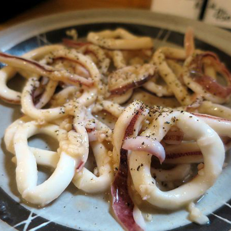 イカガーリックバター(立呑処　ぎん虎)