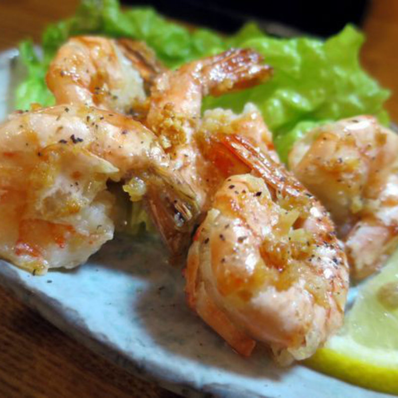 エビのガーリックソテー(立呑処　ぎん虎)