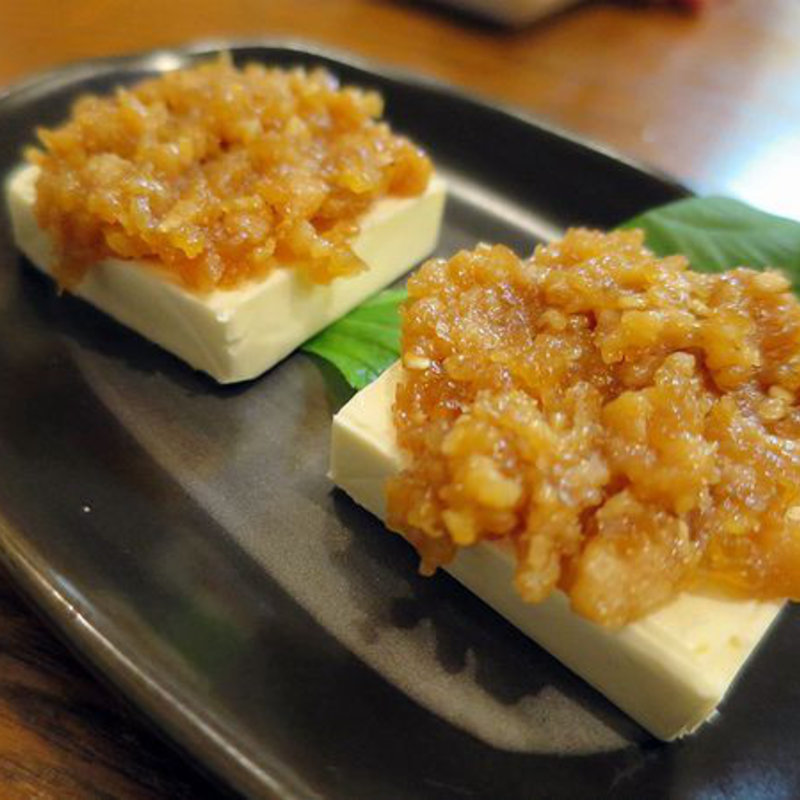 クリームチーズのにんにく味噌のせ(立呑処　ぎん虎)