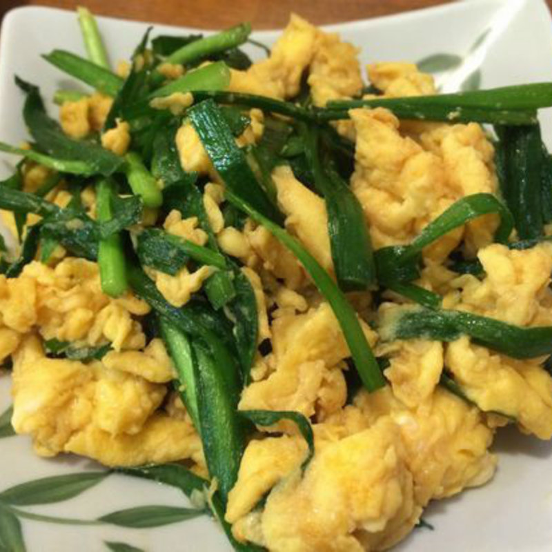 にら玉(立呑処　ぎん虎)