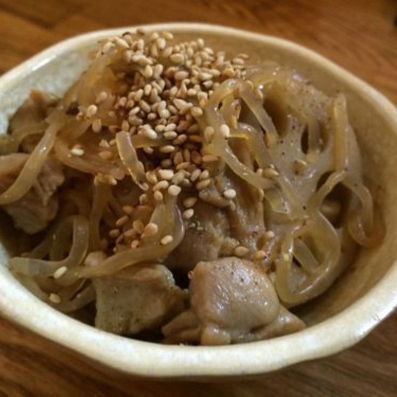 蓮根と糸コンのあっさり煮(立呑処　ぎん虎)