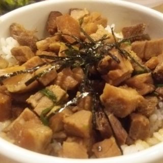チャーシュー丼(竹麺亭)