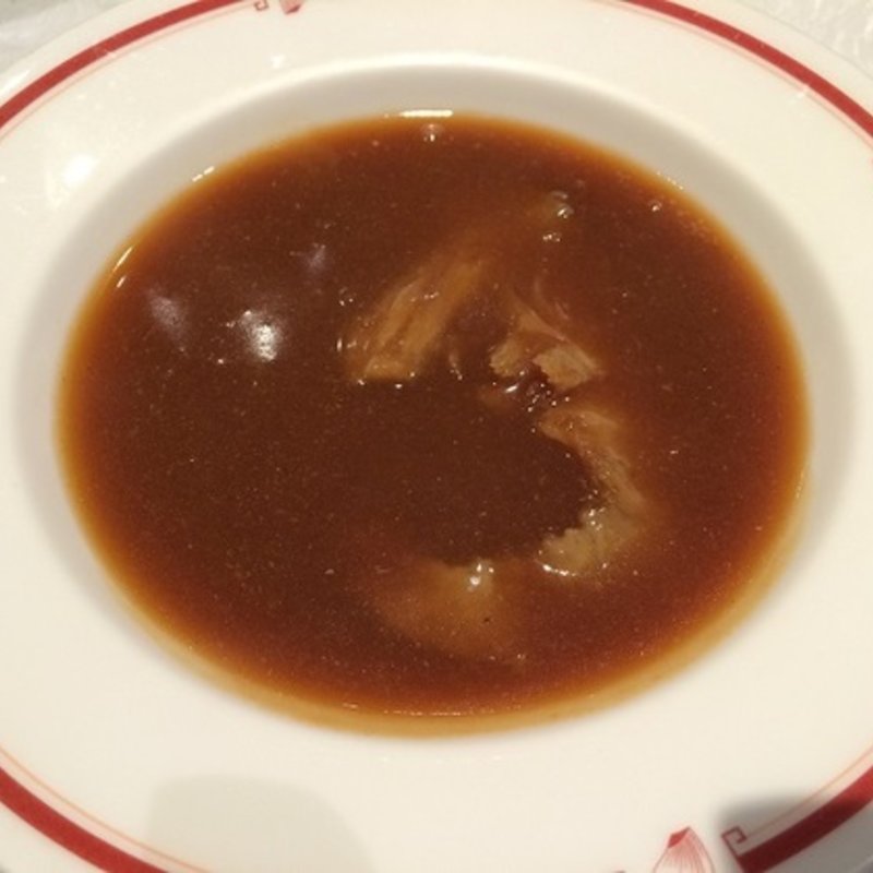 吉切鮫特大手ビレ ふかひれの姿煮込み(筑紫楼銀座)