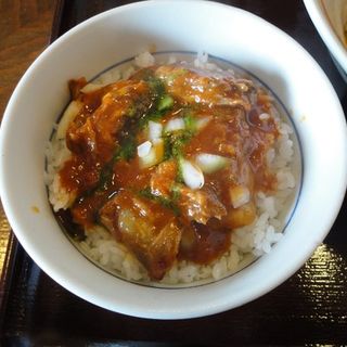 トマトソーキ丼(節系とんこつらぁ麺　おもと )