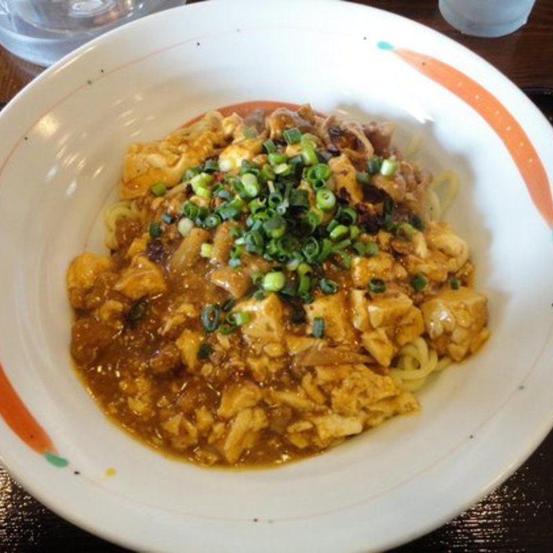 中山麻婆麺(節系とんこつらぁ麺　おもと )
