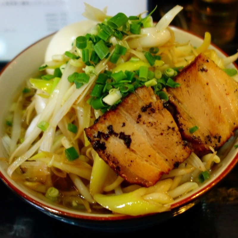 香味鶏だし醤油そば(節系豚骨 麺場 三代目 )