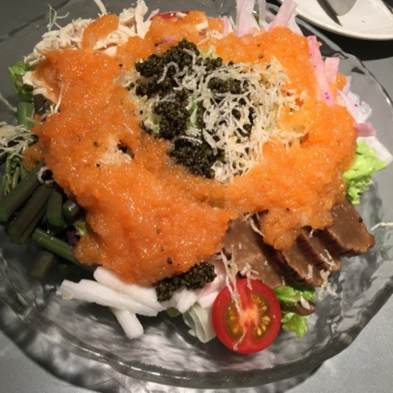 比内鶏と長芋とんぶりサラダ(築地すし鮮 総本店)