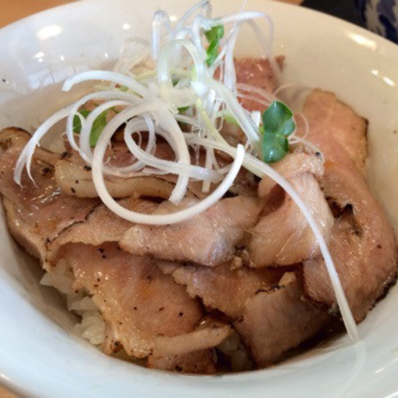 炙ちゃーしゅー丼(麺屋粉哲)