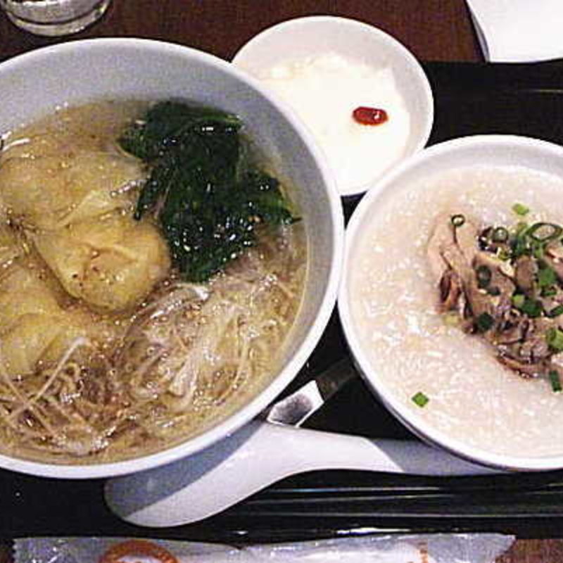 ワンタン麺セット(粥餐庁)