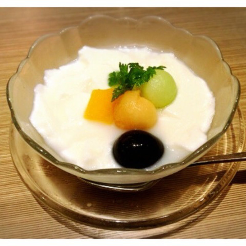 杏仁豆腐(糖朝なんばダイニングメゾン店)