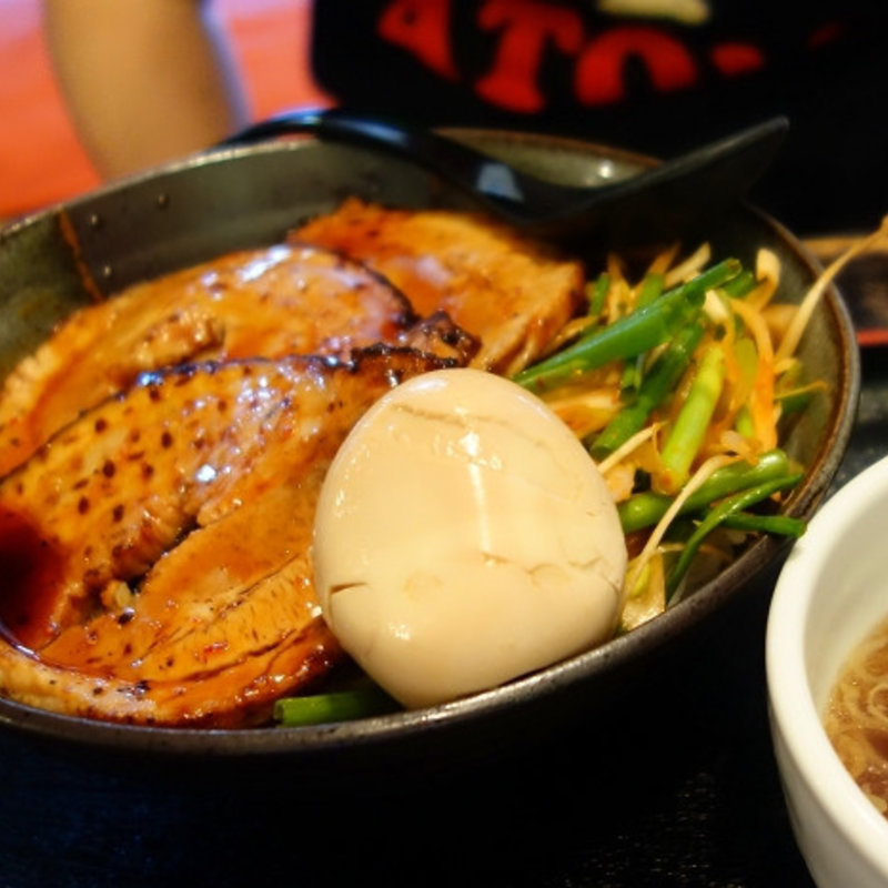 網焼きチャーシュー丼(紅丸)