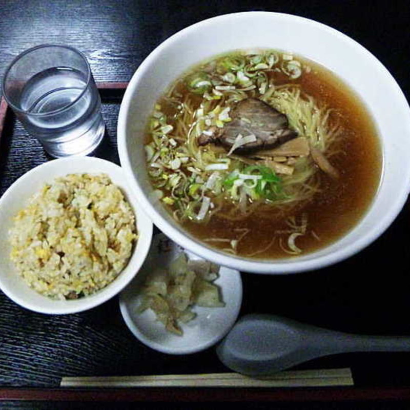 日替りランチB（半チャンラーメン）(紅龍　晩翠通店)
