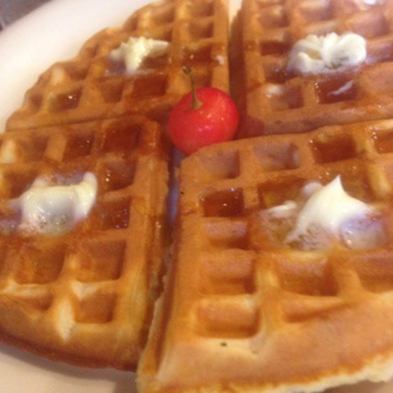 プレーンワッフル(純喫茶ルナ)