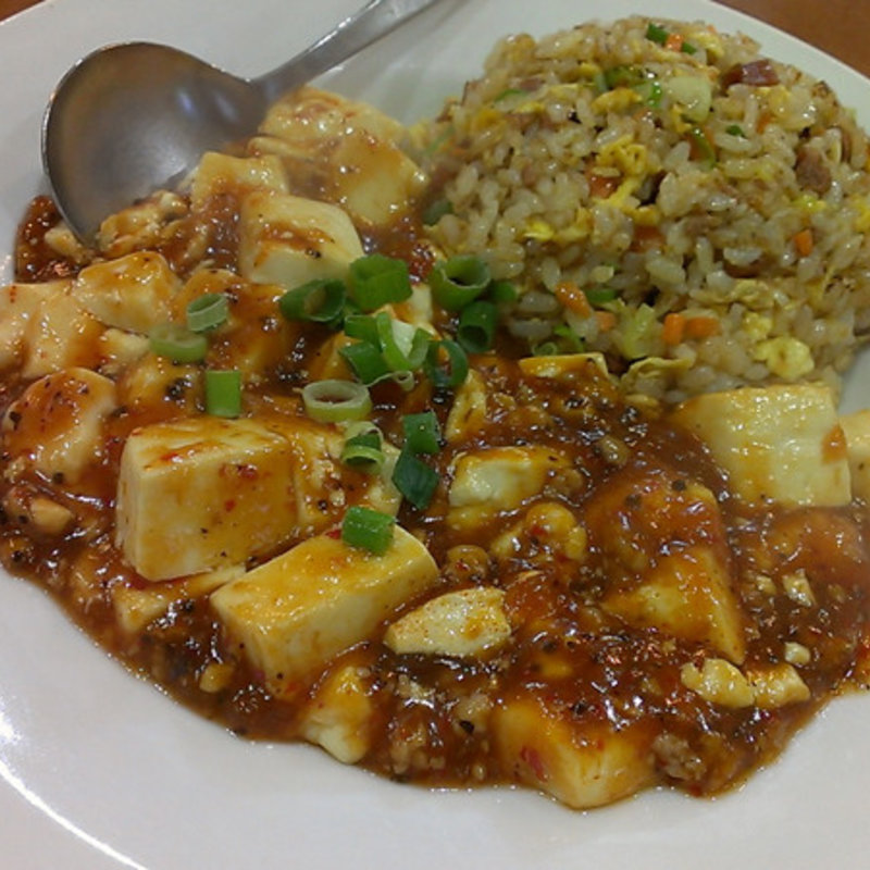 マーボーチャーハン(純華楼)
