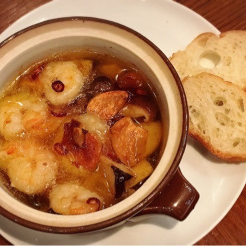 海老のアヒージョ(中国料理「旬遊紀」)