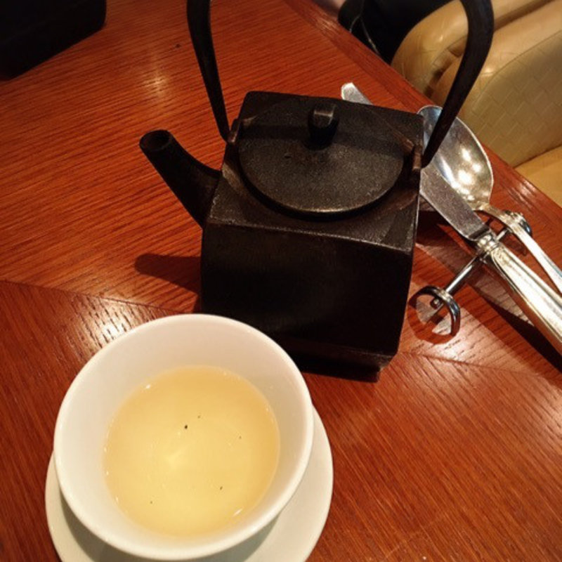 翡翠ウーロン茶(中国料理「旬遊紀」)